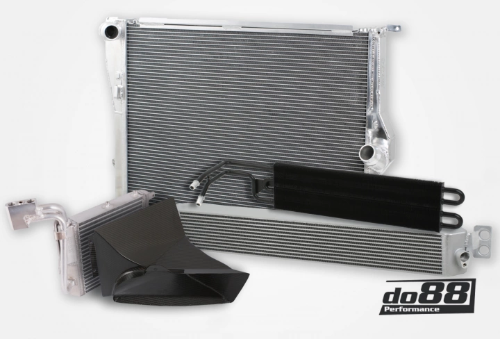 DO88 PERFORMANCE - BIG PACK RADIATORE BMW M3 E90 CAMBIO AUTOMATICO